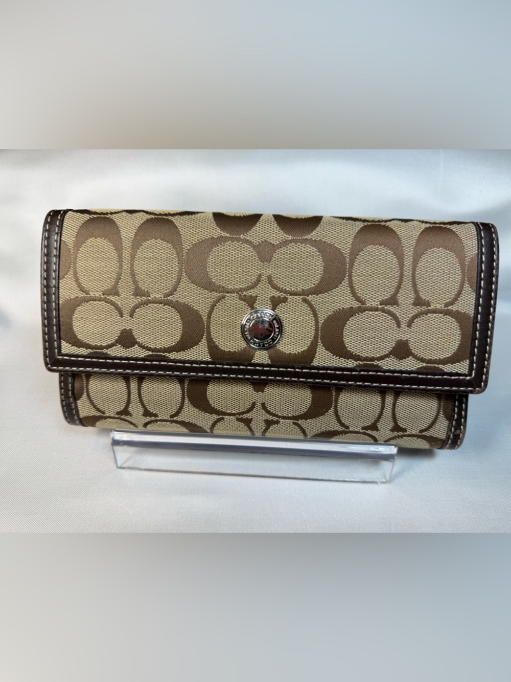 EUC Coach Signature Continental Wallet with Checkbook Holder, in Khaki and Brown